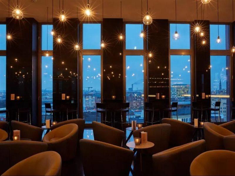 Hyperion Hotel Hamburk Exteriér fotografie The Sky Bar at the Mandarin Oriental, Bangkok