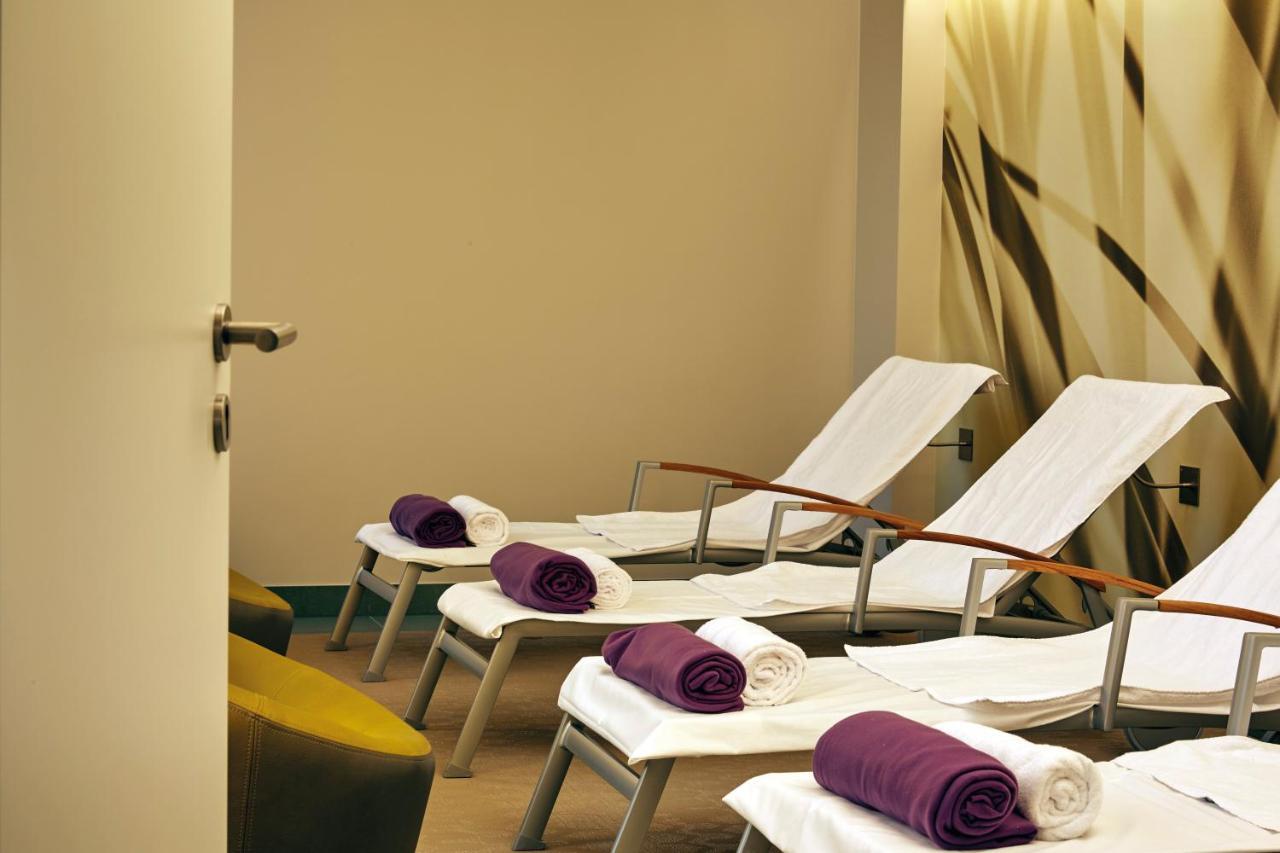 Hyperion Hotel Hamburk Exteriér fotografie A modern spa
