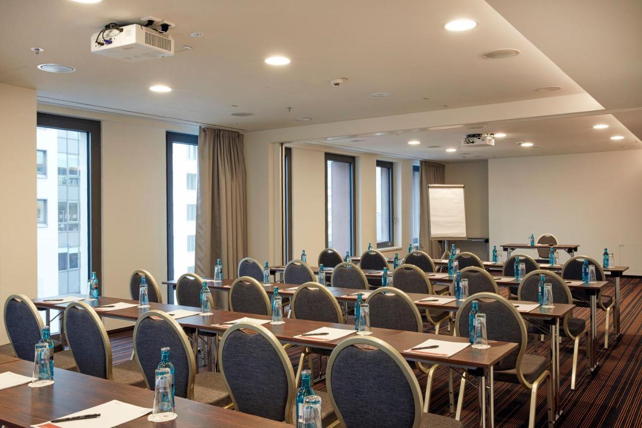 Hyperion Hotel Hamburk Exteriér fotografie The meeting room at the hotel