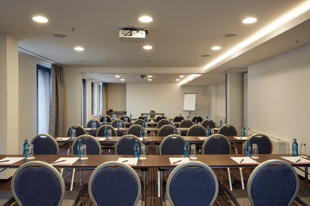 Hyperion Hotel Hamburk Exteriér fotografie The meeting room