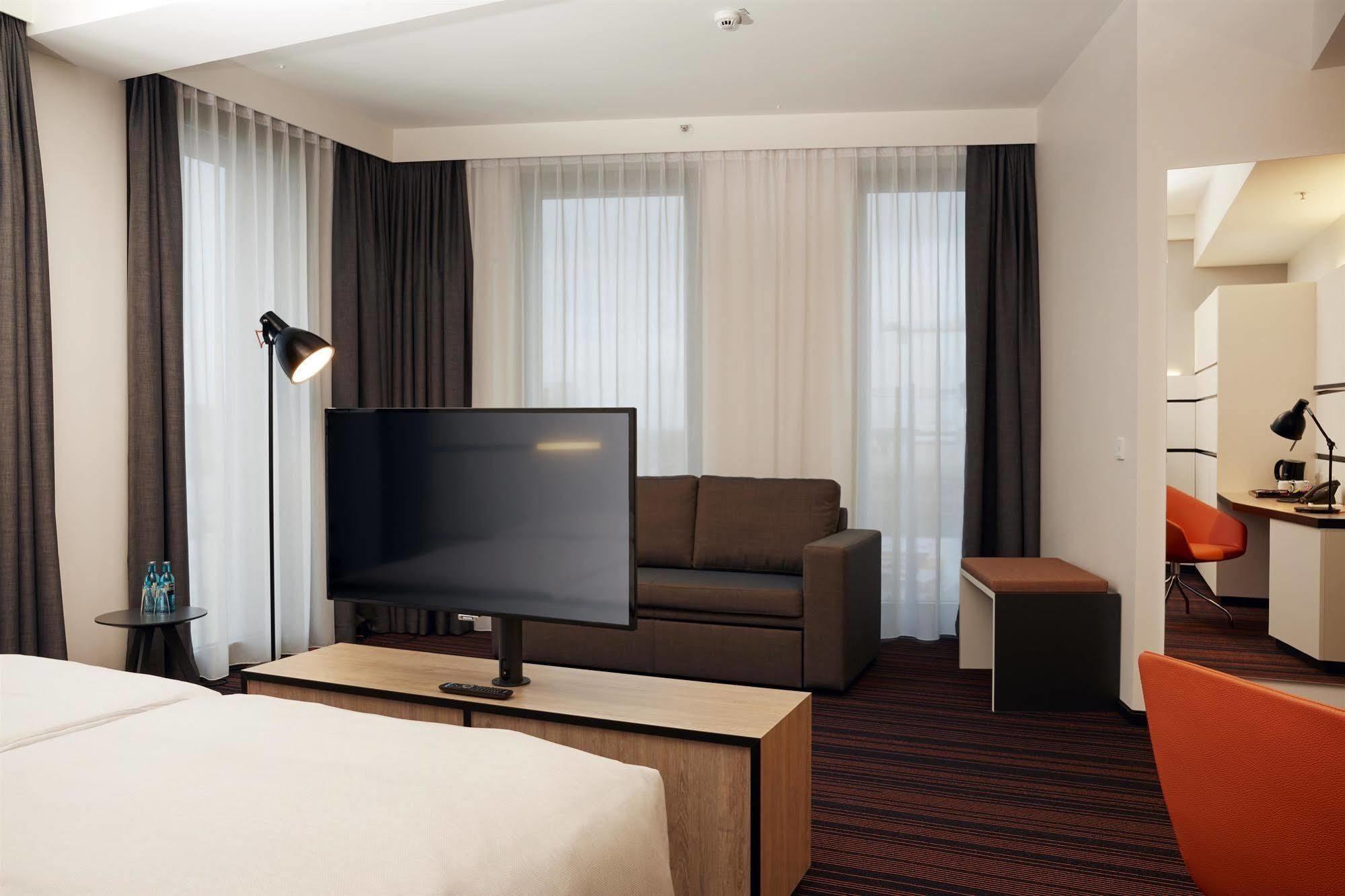 Hyperion Hotel Hamburk Exteriér fotografie A room at the hotel